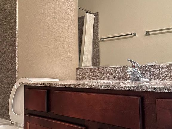 3rd image of 4981 River Glen Dr Unit 60