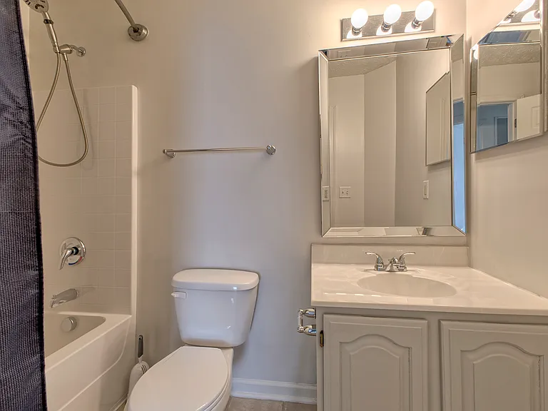 116 Alderwood Dr — Photo 4