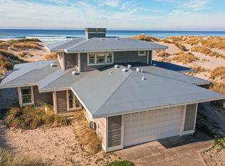 226 NW Oceania Dr, Waldport, OR 97394