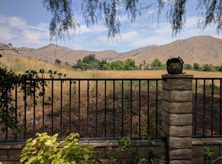 255 Creek Cir, Riverside, CA 92507