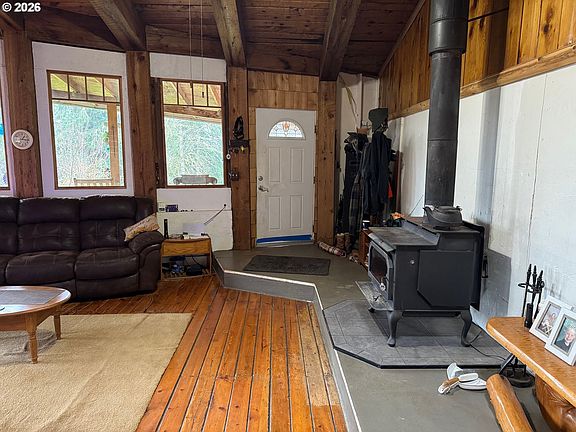 5th image of 27201 High Deck Rd