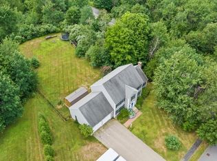 13 Highfield Rd, Charlton, MA 01507
