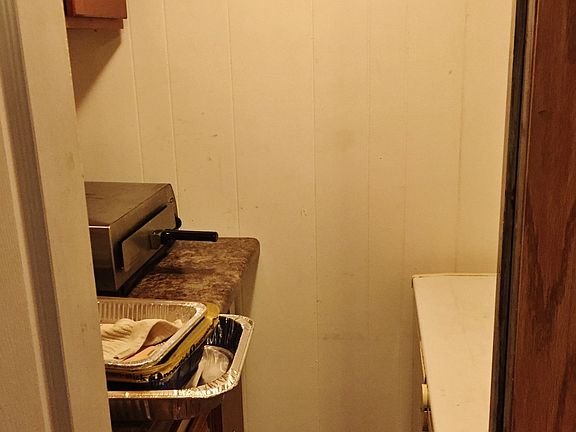 Butler's Pantry