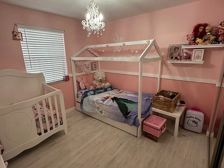 8811 W Sunrise Blvd — Photo 21