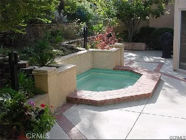 2084 Paseo Azul — Photo 11