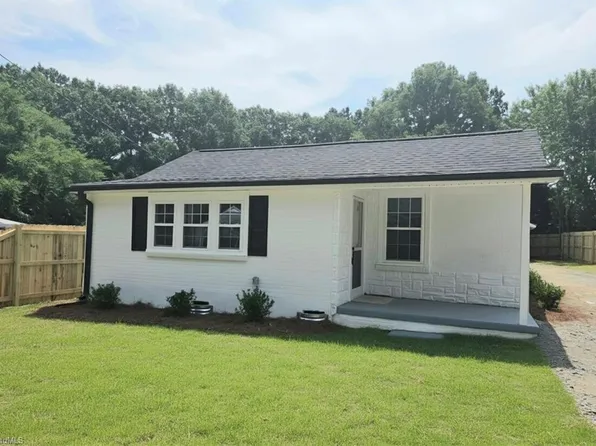 1330 Pollard Ave, Burlington, NC 27217