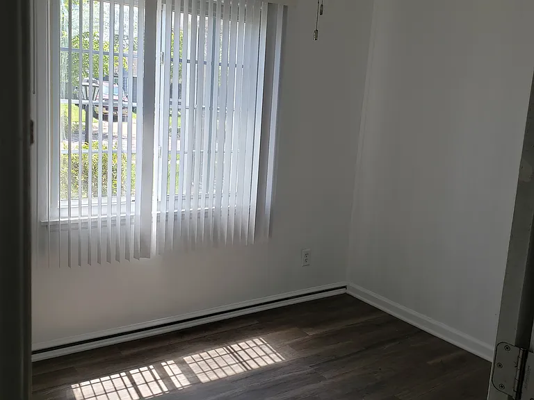 1599 180th Pl — Photo 10