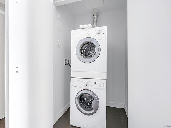 4th image of 4688 Kingsway #2906