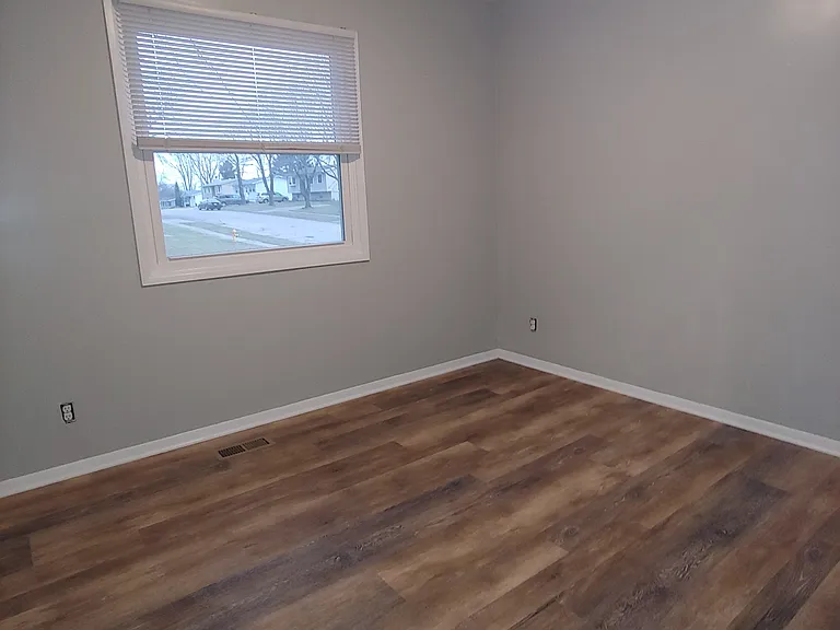 4080 Boston Dr — Photo 17