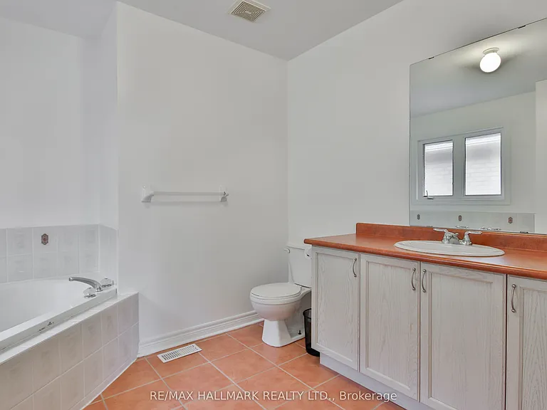 15 Briarglen Rd — Photo 45