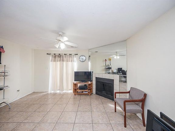 4th image of 8625 Victorian Village Drive