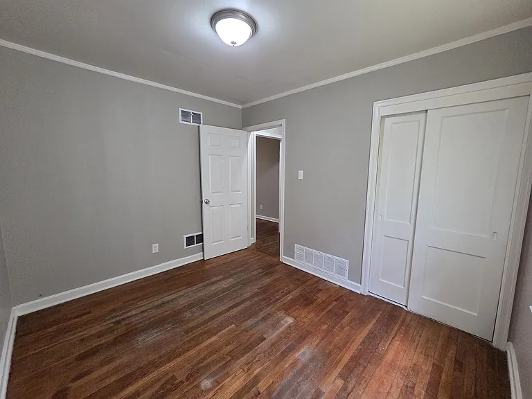 4062 Shirley Dr — Photo 11