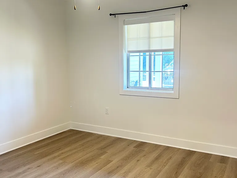 57 Monroe Ave #2 — Photo 15