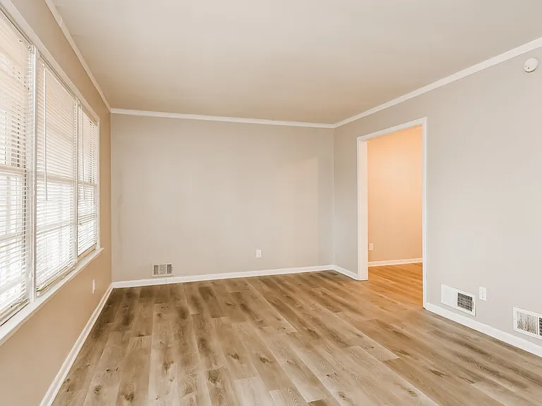 2500 Pine Branch Way — Photo 6