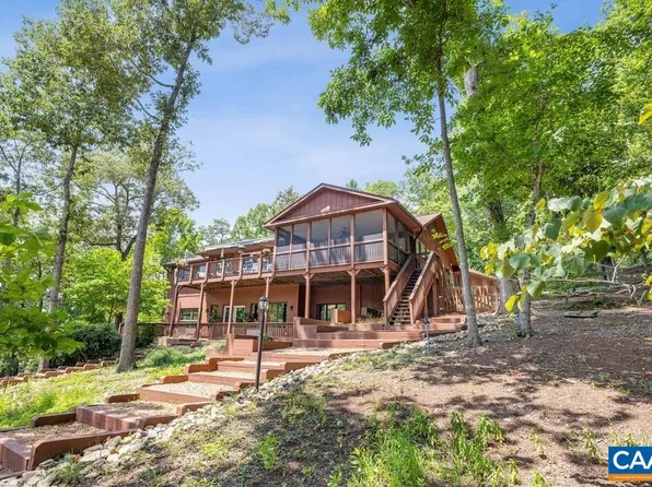 21 Clark Ct, Palmyra, VA 22963