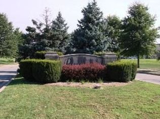 621 Johnston Pkwy, Raymore, MO 64083