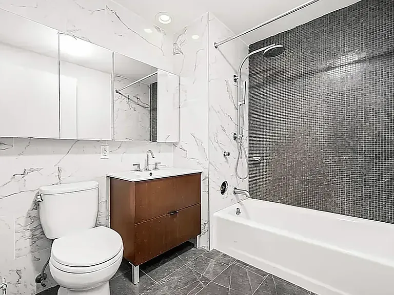155 Attorney St #5F — Photo 6