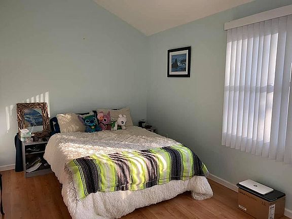 5th image of 34896 Oak Dr