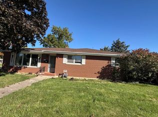 1617 W Douglas St, Joliet, IL 60435