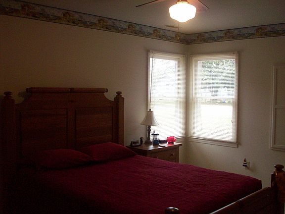 large master bedroom