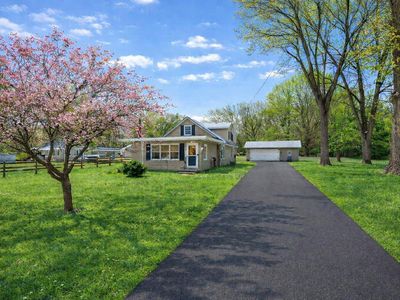 2844 W Glenlord Rd, Stevensville, MI, 49127