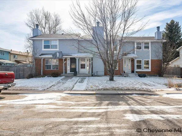 2633 Sagebrush Ave, Cheyenne, WY 82009