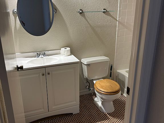 4th image of 10263 Gandy Blvd N APT 1908