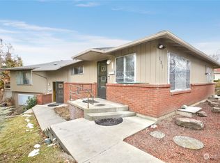 215 S 32nd Ave #1&2, Yakima, WA 98902