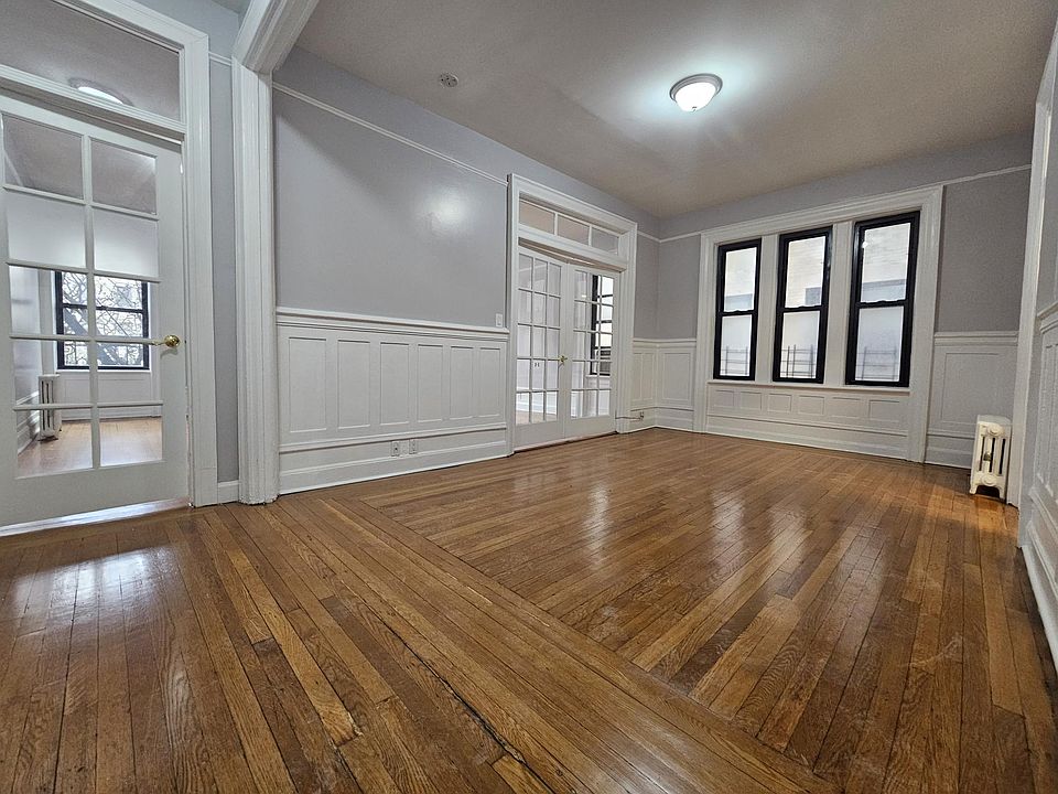 1st image of 3505 Broadway APT 33