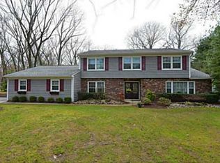 8 Edward Ave, Monroe Township, NJ