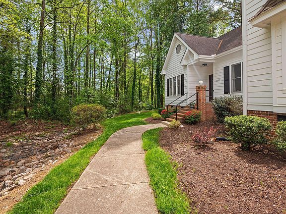 4th image of 3838 Carnegie Ln