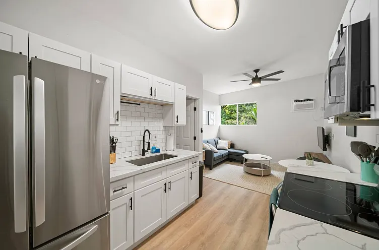 152 Kapaka St #B — Photo 3