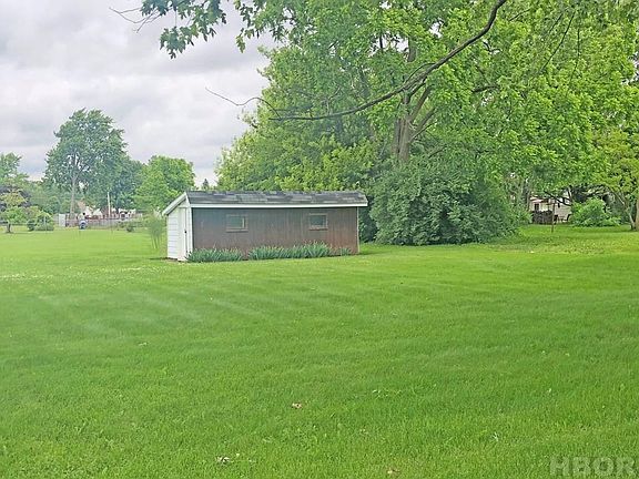 5th image of 704 Hart Ave