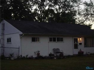 5734 Acres Rd, Sylvania, OH 43560