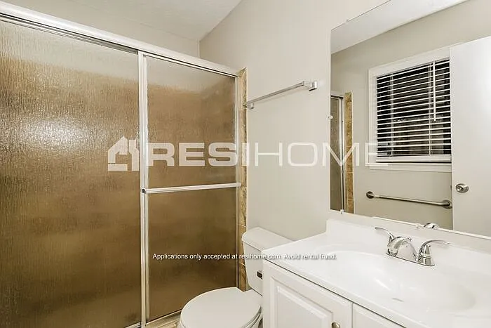 4087 Essex Dr — Photo 13