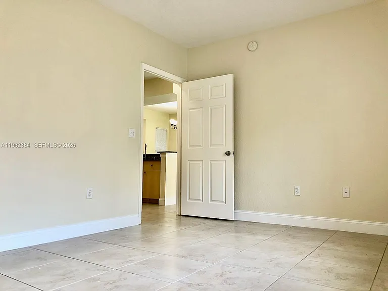 2557 Centergate Dr #103 — Photo 22