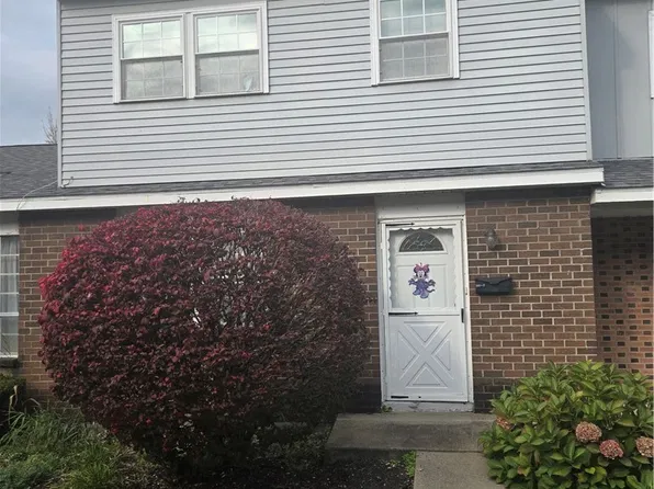 207 Highbridge St APT 2, Fayetteville, NY 13066