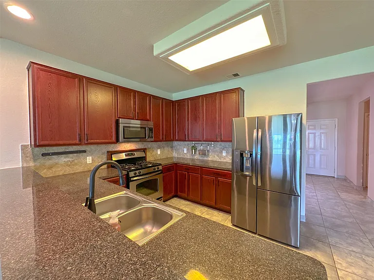 14819 Grove Canyon Ct — Photo 5
