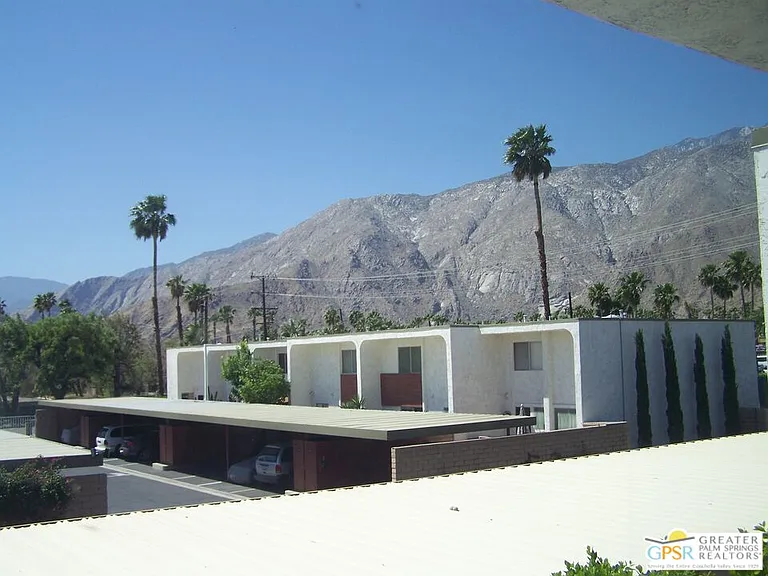 2166 N Indian Canyon Dr #C — Photo 27
