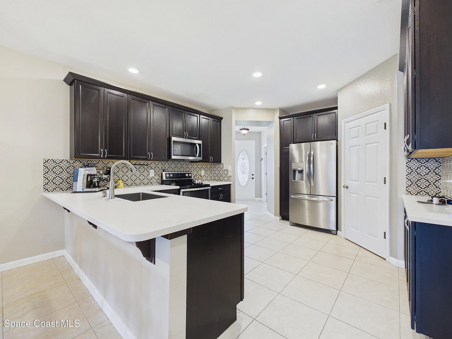 4 bed, 2.0 bath, 1769 sqft, $2,800 — Photo 4