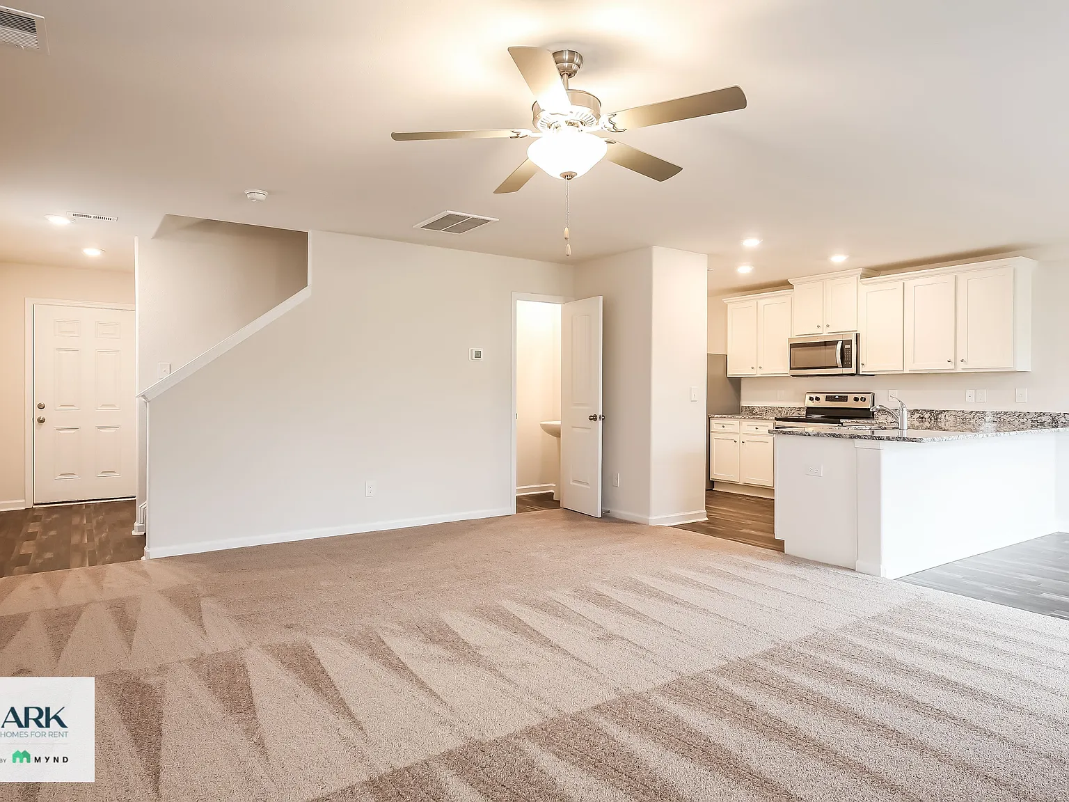 3 bed, 2.5 bath, 1679 sqft, $1,850 — Photo 3