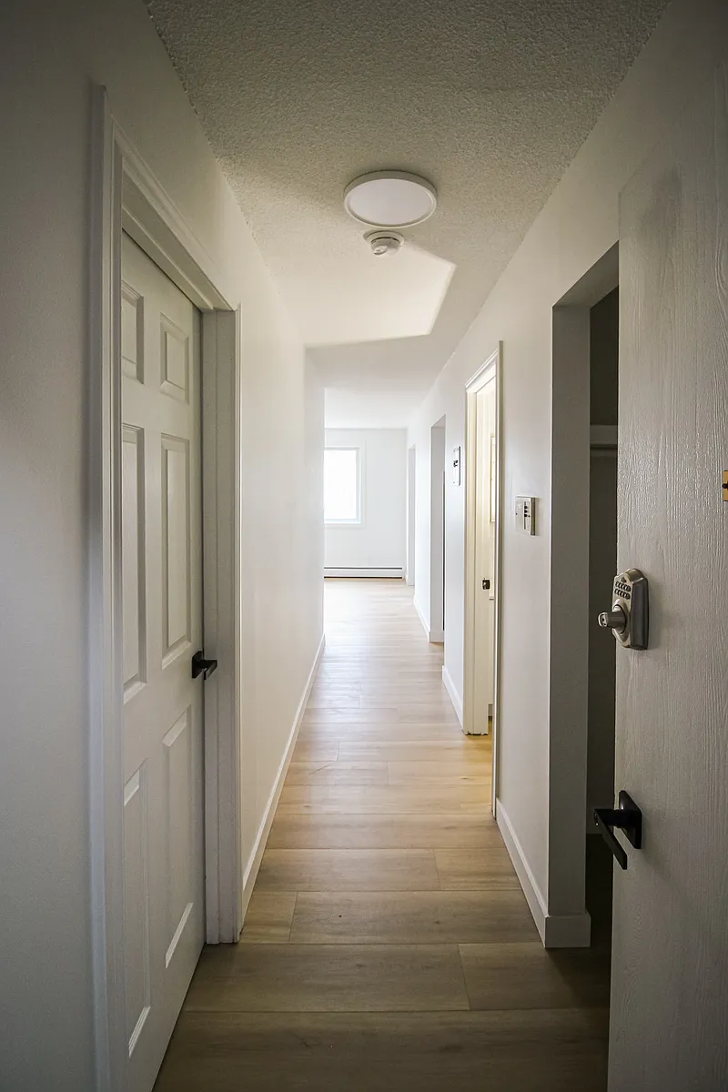 Building Photo - 12245 97th St NW #103