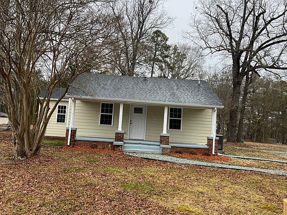 2nd image of 270 Cavel Chub Lake Rd
