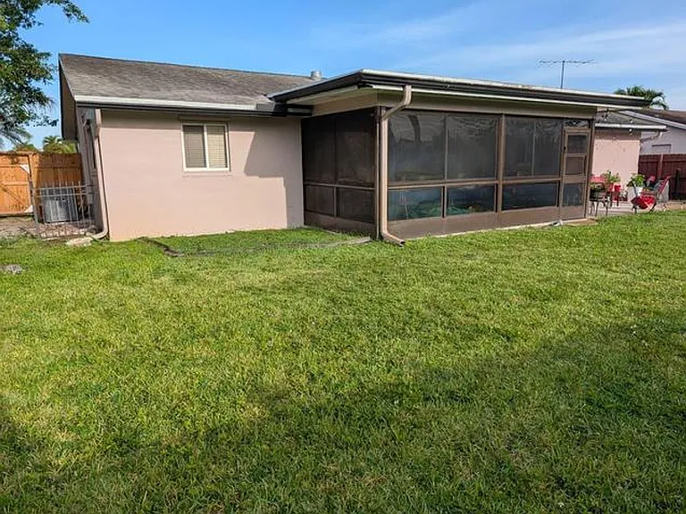 22776 Neptune Rd — Photo 13