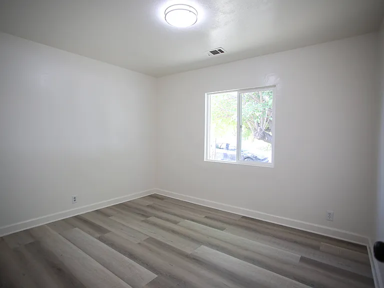 2020 Leland Way — Photo 15