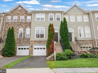 868 Stonefield Sq NE, Leesburg, VA 20176