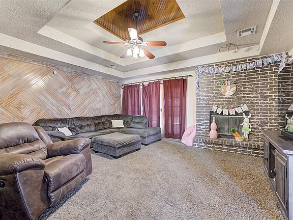 5th image of 13328 Eastvalley Rd