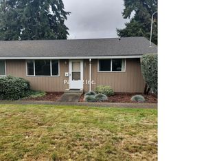 802 7th St SW #9, Puyallup, WA 98371