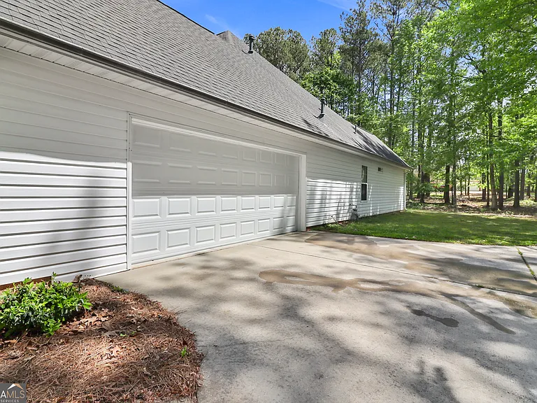 15 Abby Ct — Photo 5