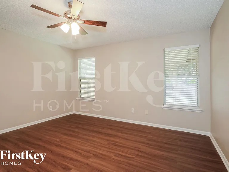 11577 Twin Oaks Trl — Photo 9